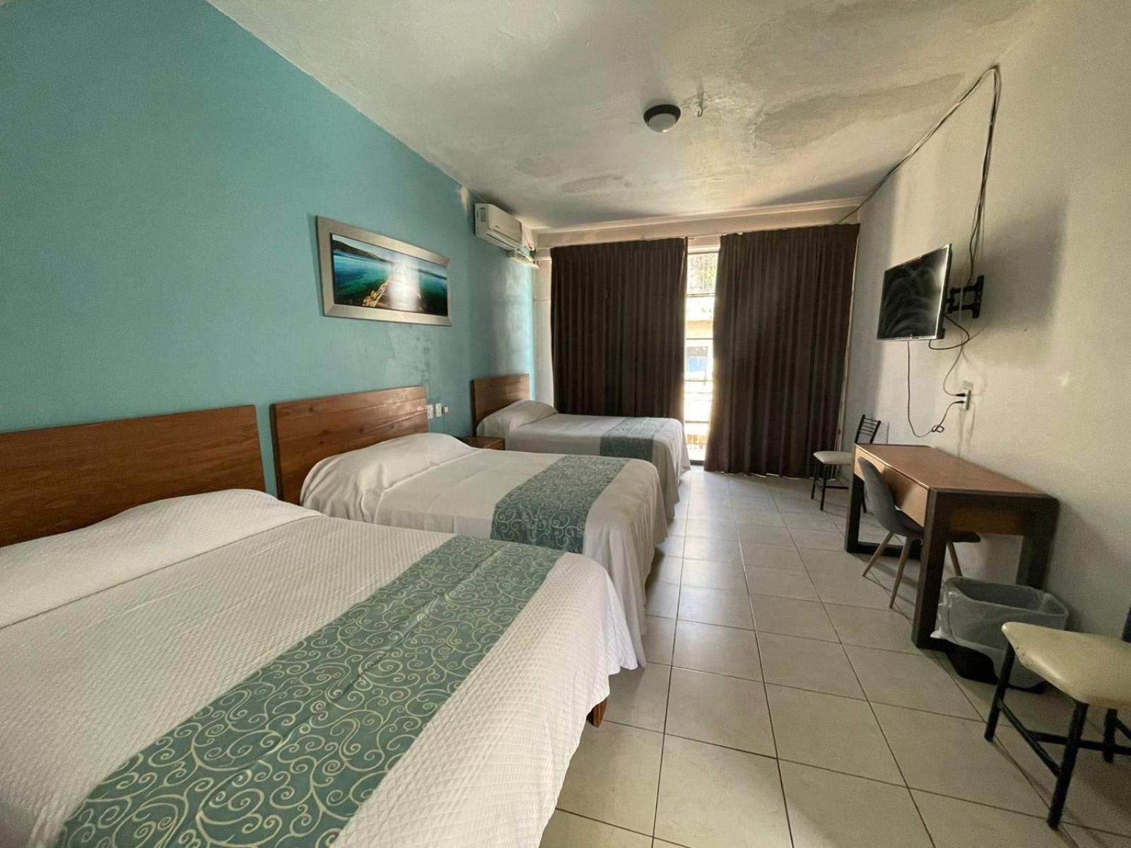 Triple Room,1705036467:JPEG